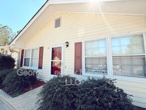 114 Creek Side Dr in Commerce, GA - Building Photo - Building Photo