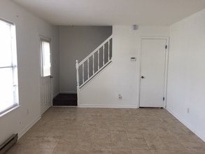 417 Patuxent Ct in La Plata, MD - Building Photo - Building Photo