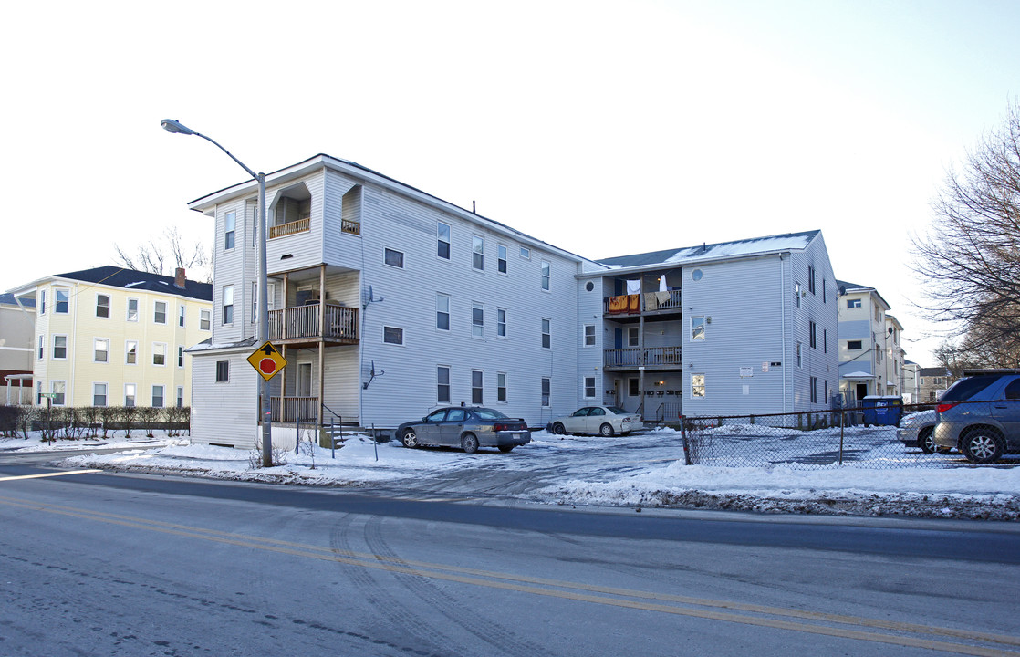 120 Dorchester Street in Worcester, MA - Foto de edificio