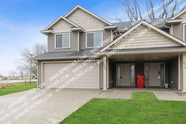 property at 320 E 5th St