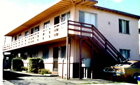 125 Topeka Ave in San Jose, CA - Foto de edificio - Building Photo