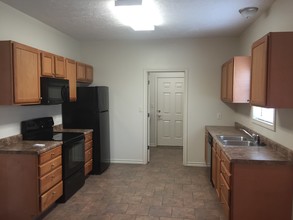 Easy Living Apartments in Texarkana, TX - Building Photo - Building Photo