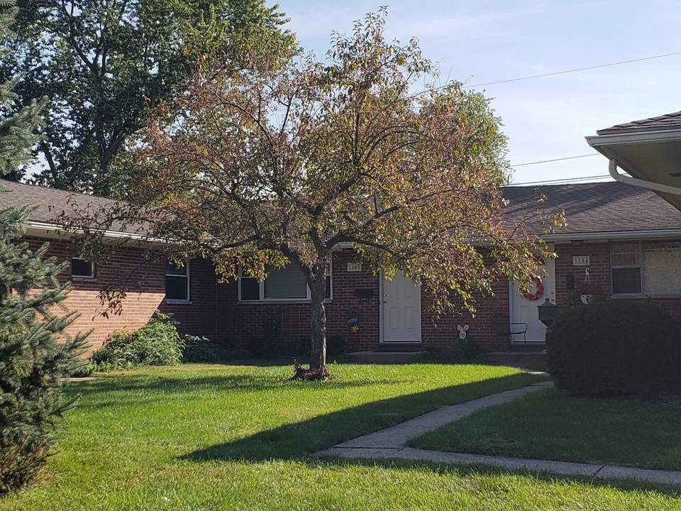 Eastfield Road Apartments in Worthington, OH - Building Photo