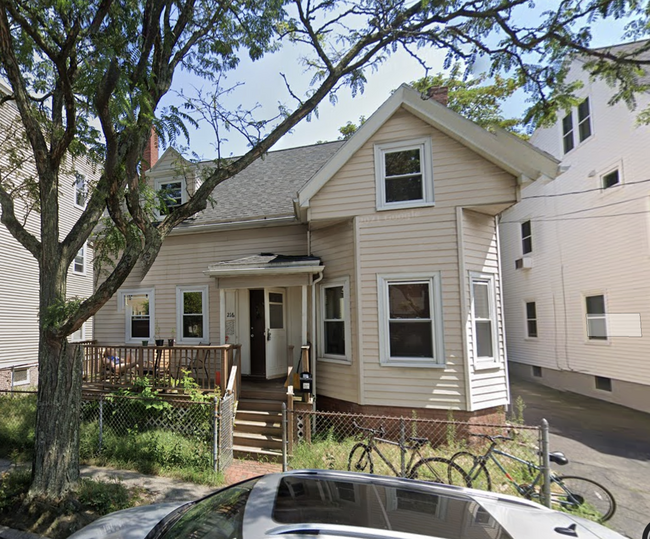 property at 216 Norfolk St