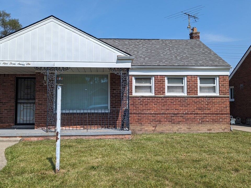 19376 Dale St in Detroit, MI - Building Photo