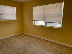 914 4th St in West Palm Beach, FL - Building Photo - Building Photo