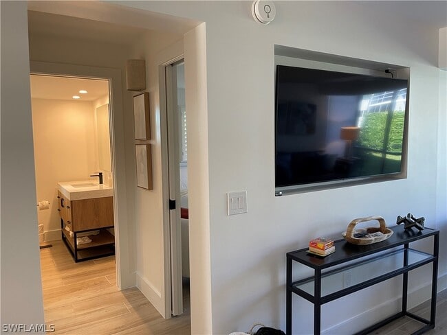 property at 1417 Chesapeake Ave