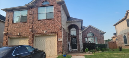 524 Bailer Dr in Crowley, TX - Building Photo - Building Photo
