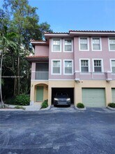 6732 W Sample Rd in Coral Springs, FL - Building Photo - Building Photo