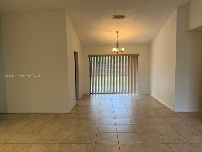 11545 SW 101st Terrace in Miami, FL - Building Photo - Building Photo