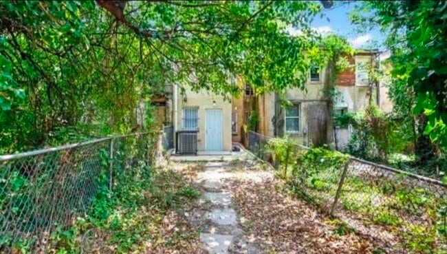 1346 N Carey St in Baltimore, MD - Building Photo - Building Photo