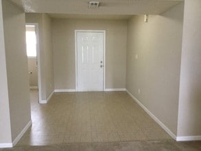 12132 Roundtree Rd in Fishers, IN - Building Photo - Building Photo