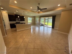 13390 Seaside Harbour Dr in Ft. Myers, FL - Building Photo - Building Photo