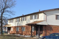 Rocwood Apartments in Wood River, IL - Foto de edificio - Building Photo