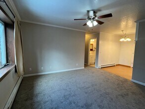 1432 25th Ave-Unit -1 in Fairbanks, AK - Building Photo - Building Photo