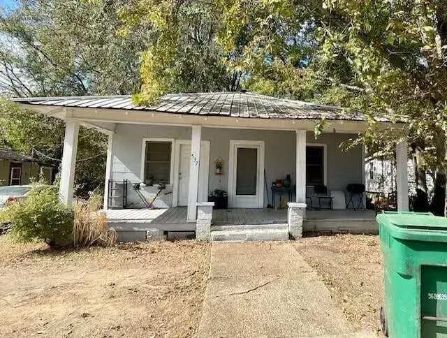 property at 537 Perry Ave