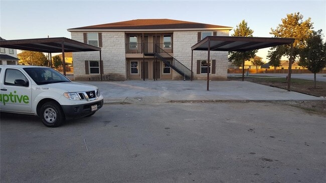 property at 92 Sandstone Dr