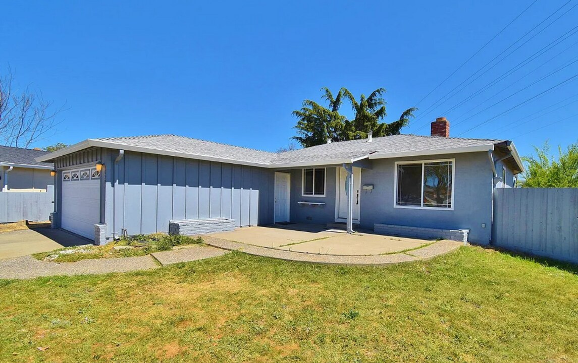 40582 De Silva Ct in Fremont, CA - Building Photo