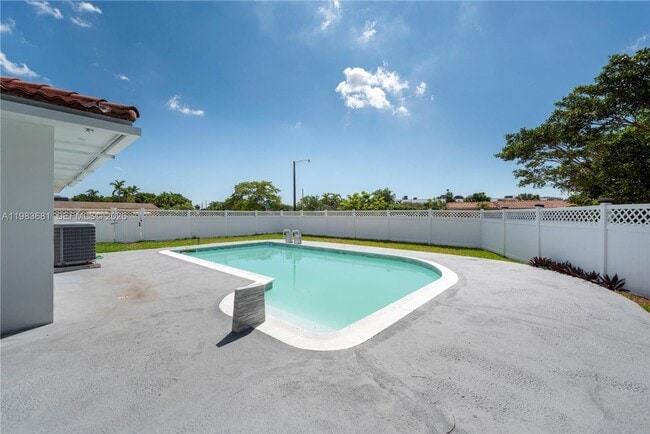 property at 4700 McKinley St