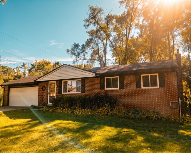property at 308 Skydale Dr