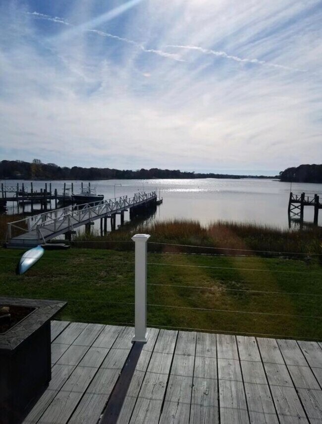 46 Flintstone Rd Rentals in Narragansett, RI