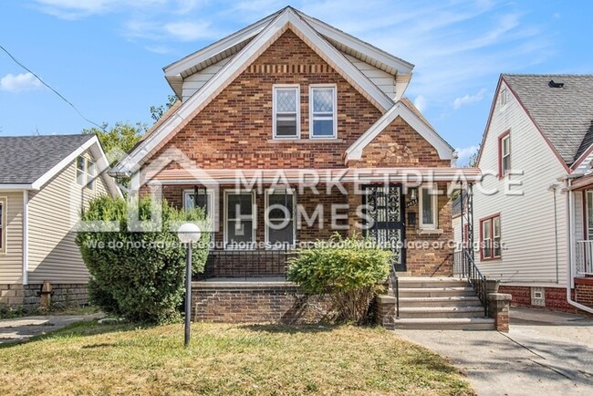 property at 14838 Griggs Ave