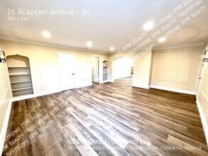 26 Academy Ave in Pittsburgh, PA - Building Photo - Building Photo