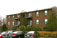 Building Photo - St. Anthony Gardens Apartamentos in Louisville, Kentucky