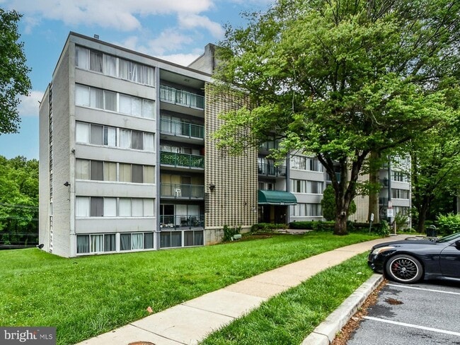 property at 1800 Metzerott Rd