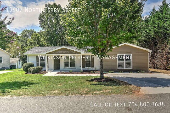 19907 N Ferry St in Cornelius, NC - Building Photo - Building Photo