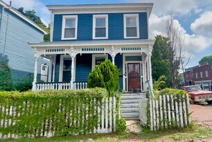 2220 E Marshall St in Richmond, VA - Building Photo