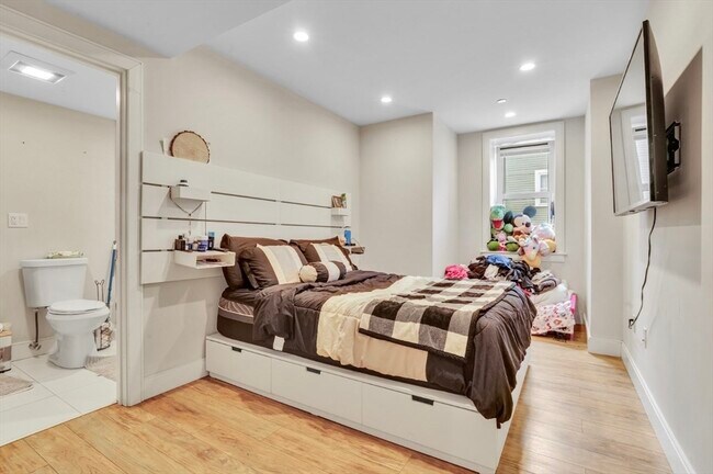 property at 14 Sumner St