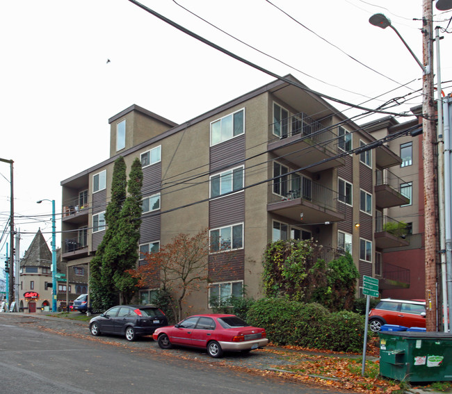 Eastlake East Apartments in Seattle, WA - Building Photo - Building Photo