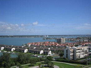 1540 Gulf Blvd in Clearwater, FL - Building Photo - Building Photo