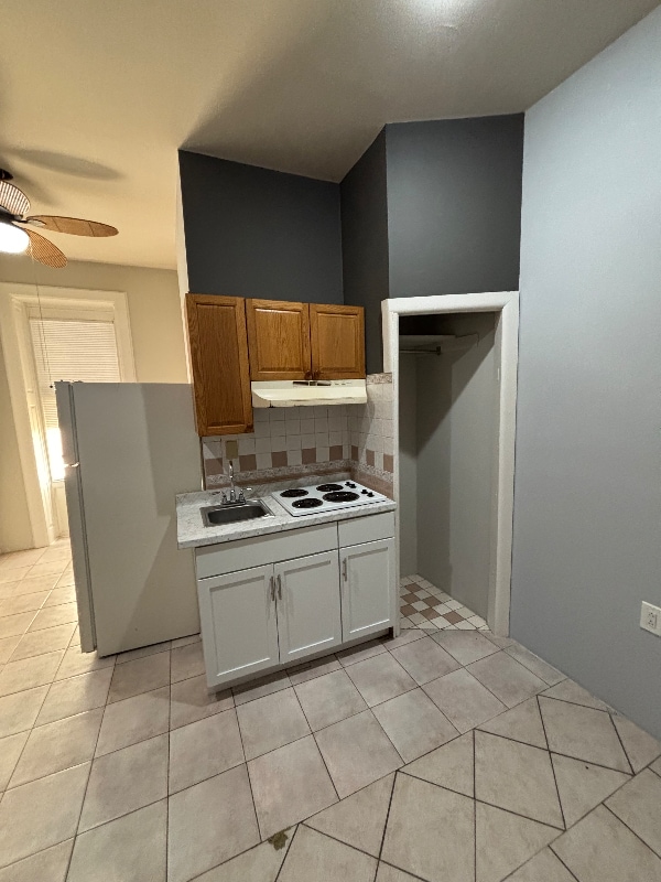 1003 W Main St in Norristown, PA - Building Photo - Building Photo