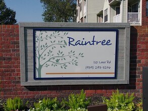 Raintree Apartments in Lake Jackson, TX - Building Photo - Building Photo