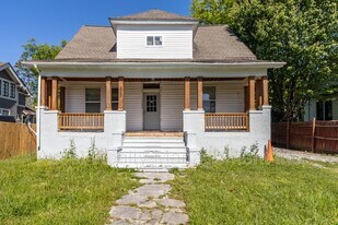 3043 E 5th Ave in Knoxville, TN - Building Photo