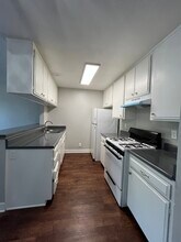 Chateau Emelita Apartments in Valley Village, CA - Building Photo - Building Photo