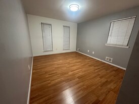 8xxx Barrett Rd in Fort Washington, MD - Building Photo