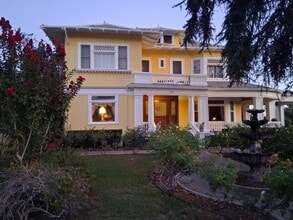 2374 Mission Inn Ave in Riverside, CA - Building Photo - Building Photo