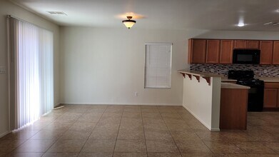 8659 Bella Jewel Ave in Las Vegas, NV - Building Photo - Building Photo