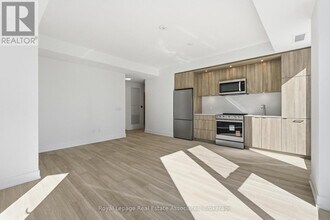 25 Cordova Ave in Toronto, ON - Building Photo - Building Photo