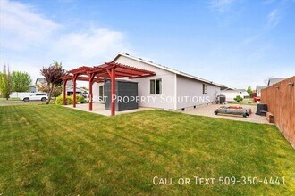 1900 Allen Ave in Moses Lake, WA - Building Photo - Building Photo
