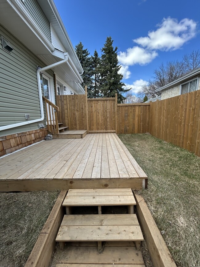 property at 4225-4117 117 Ave NW