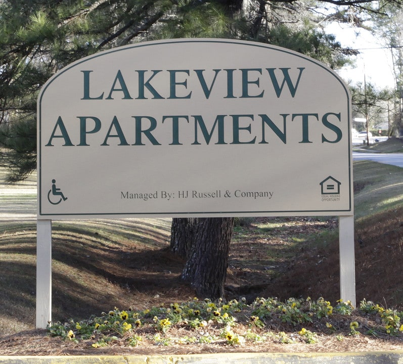 Lakeview Apartments in Carrollton, GA - Foto de edificio
