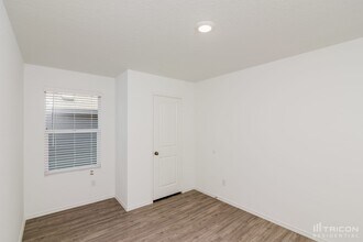 10247 Devon Wheel St in San Antonio, TX - Building Photo - Building Photo