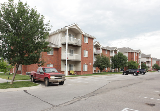 Lakeside Village in Lincoln, NE - Building Photo - Building Photo