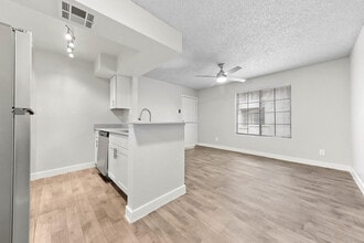 Verve in Glendale, AZ - Foto de edificio - Building Photo