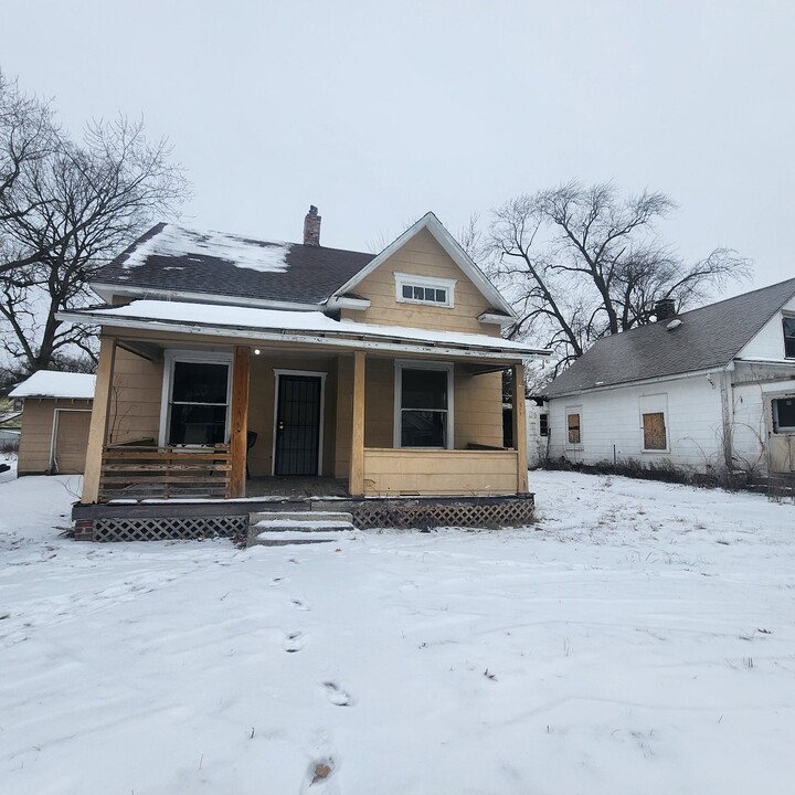 1208 Chandler St in Danville, IL - Building Photo