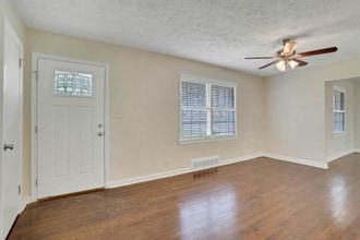 1692 Valencia Rd in Decatur, GA - Building Photo - Building Photo